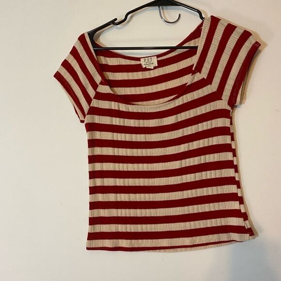 Tee by Project Social T Size M Red and Cream - Picture 1 of 2